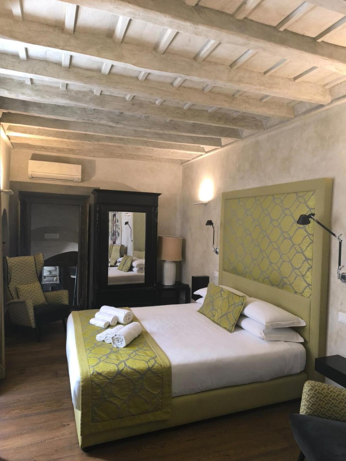 Pantheon Luxury Suite Рим Екстериор снимка