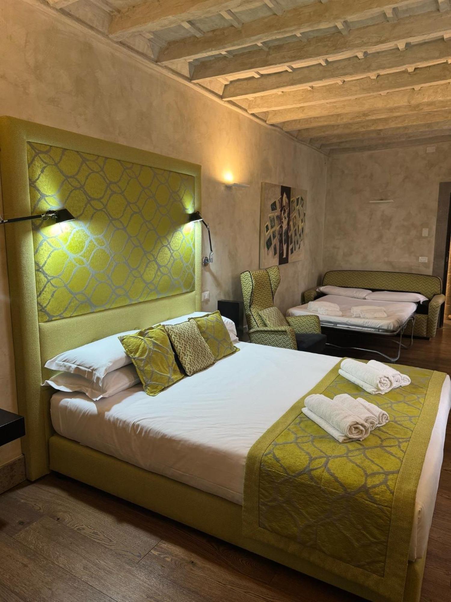 Pantheon Luxury Suite Рим Екстериор снимка
